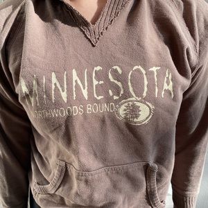 SOLD Vintage Minnesota North Sweatshirt